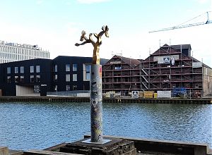 Das B-Side-Gebäude am Hafen wird zurzeit umgebaut. (Foto: Martin Schlathölter)