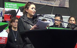 Shouresh Shakibapour organisiert in Münster die Solidaritätsprostete für die Aufstände im Iran mit. (Foto: Lothar Hill)