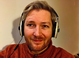  Andre Schuster moderiert "Radio Fluchtpunkt" (Foto: GGUA)