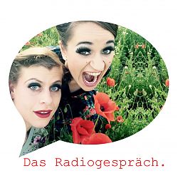Madmoiselle Jule Balandat und Fräulein Tina 'La' Werzinger präsentieren "Klatschmohn"