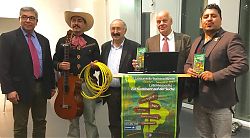 Eröffnung der 8. Lateinamerika-Wochen 2017 mit Dr. Ivo Hernandez, Mariachi Eleazar Carrera, Dr. Ömer Lütfü Yavuz, Richard Halberstadt und Felix Manrique 